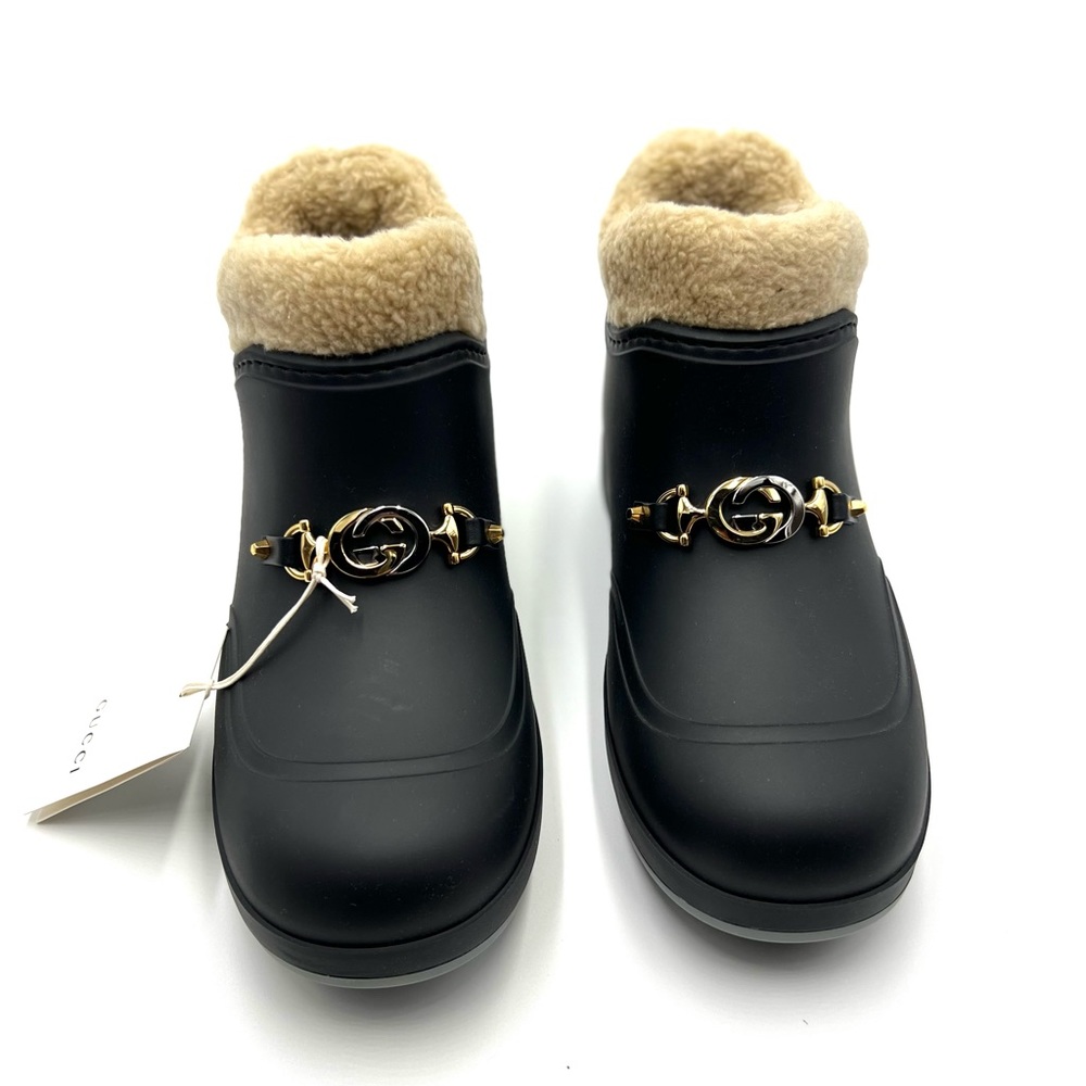 Gucci boots ankle crossy black rubber zumi horsebit wool shearling